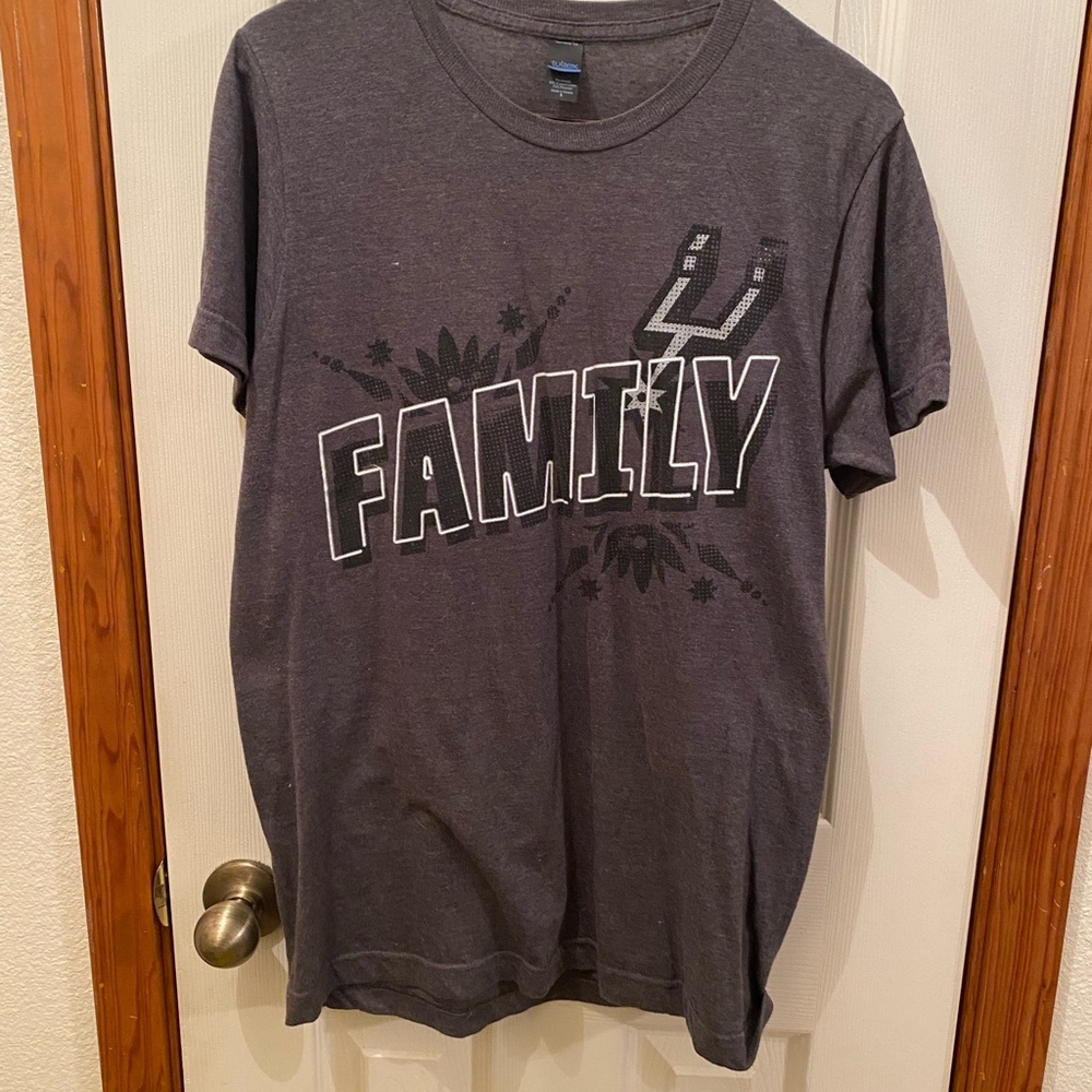 Women’s small tee shirt